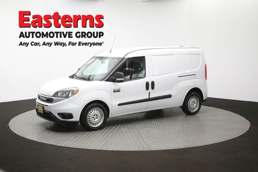 Used 2022 White Ram Base image 58