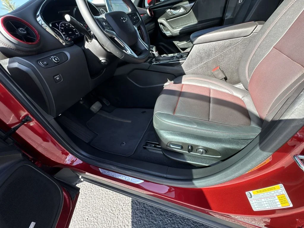 Used 2023 Red Chevrolet RS image 19