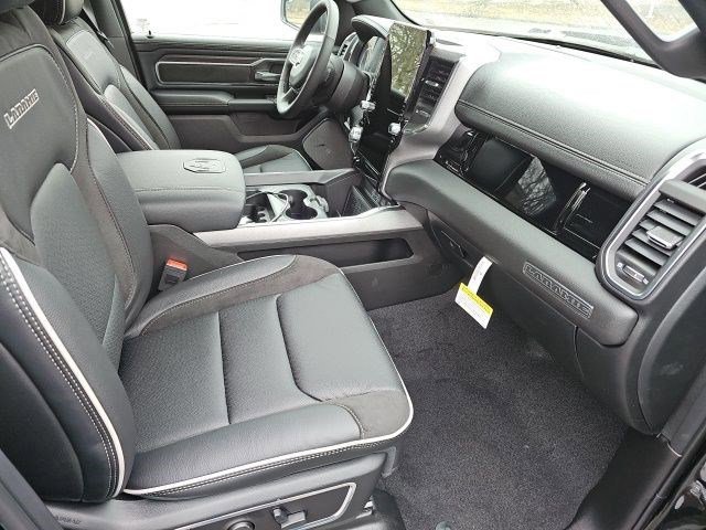 New 2026 Diamond Black Crystal Pearlcoat Ram Laramie image 10