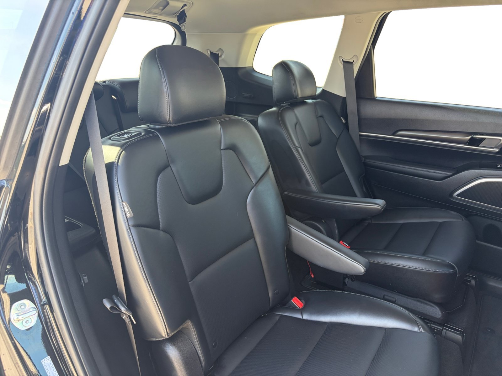 Used 2025 Ebony Black Kia S image 22