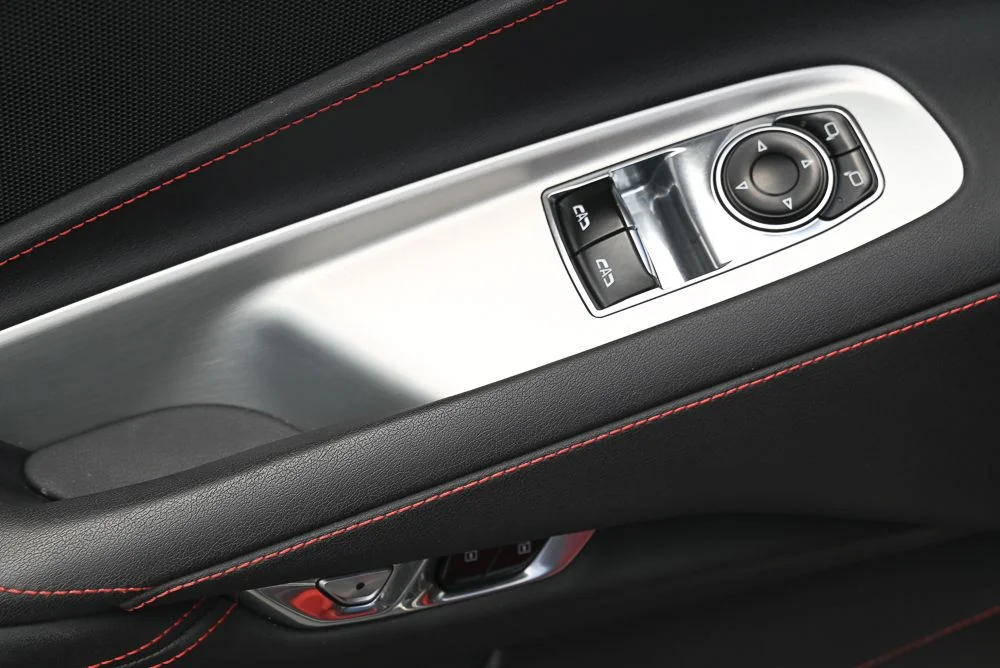 Used 2020 Black Chevrolet Stingray image 27