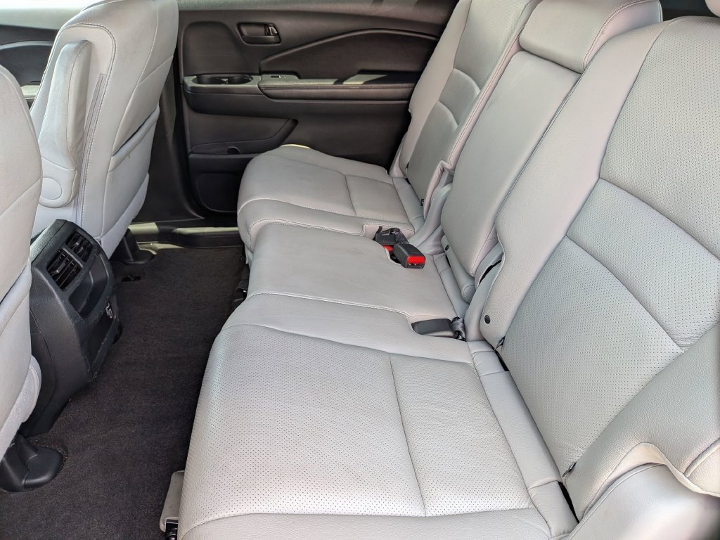 Used 2023 Blue Honda EX-L image 28
