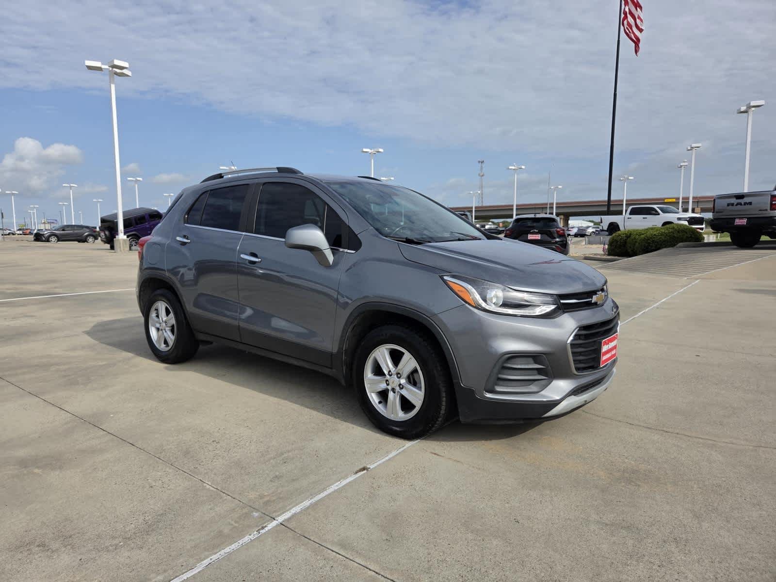 Used 2019 Satin Steel Metallic Chevrolet LT image 7