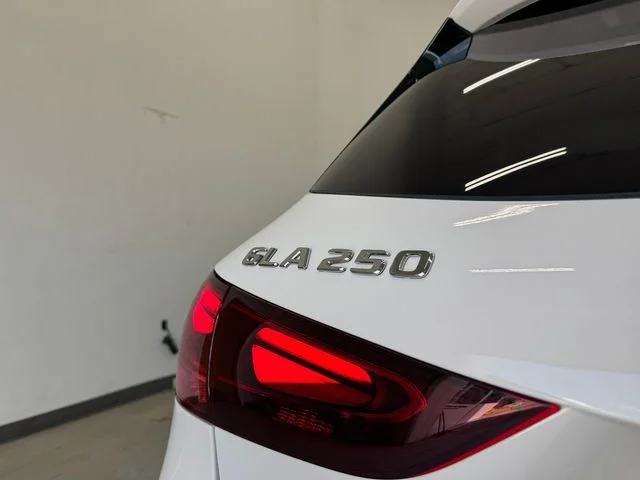 New 2026 White Mercedes-Benz GLA 250 image 41