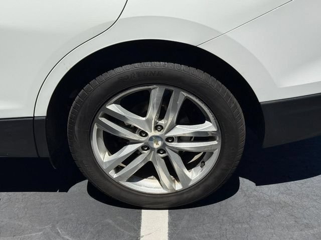 Used 2018 SUMMIT WHITE Chevrolet Premier image 5