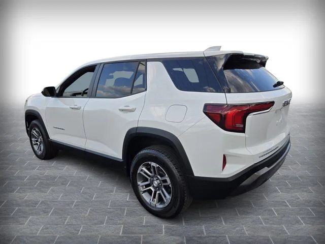 Used 2025 White GMC Elevation image 5