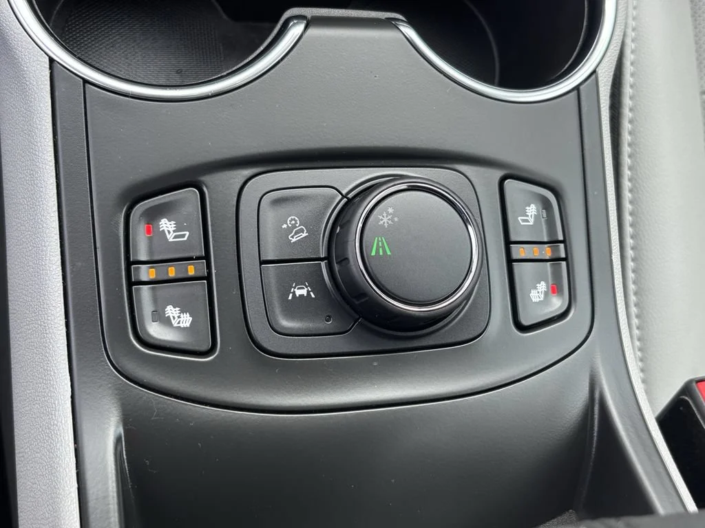 Used 2023 STERLING METALLIC GMC SLT image 26
