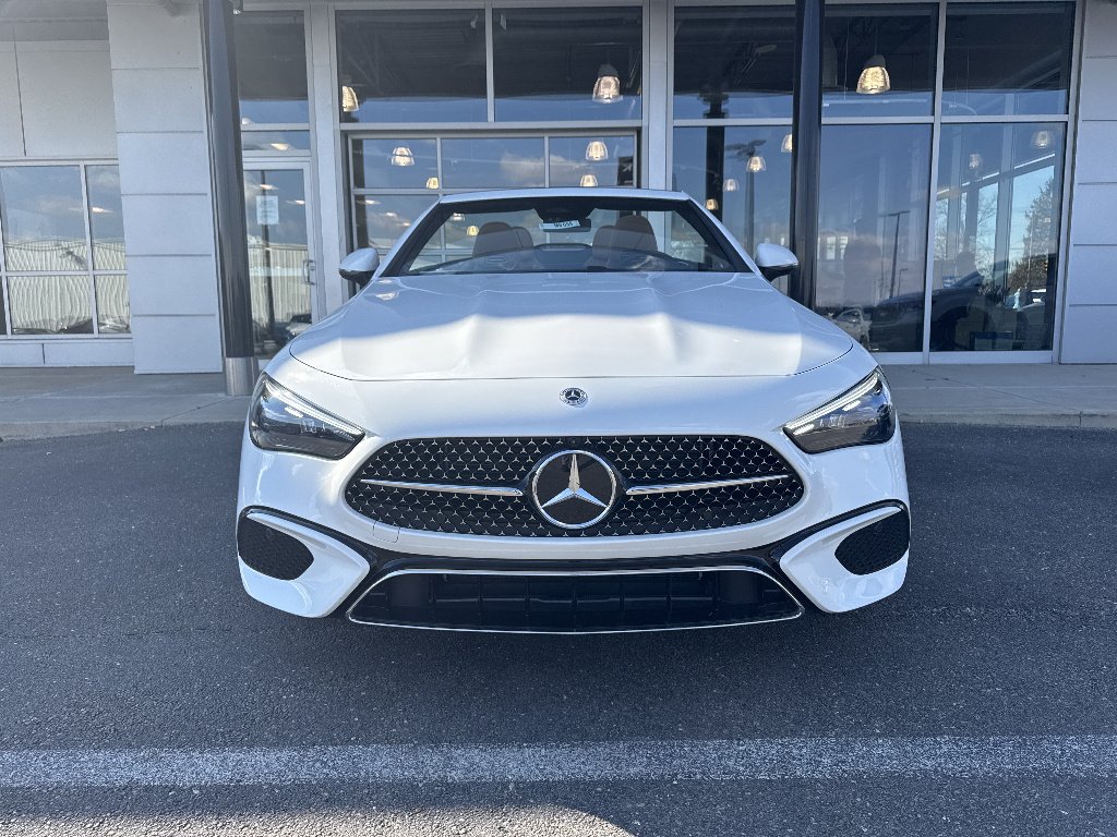 New 2026 Polar White Mercedes-Benz CLE 300 4MATIC® image 12