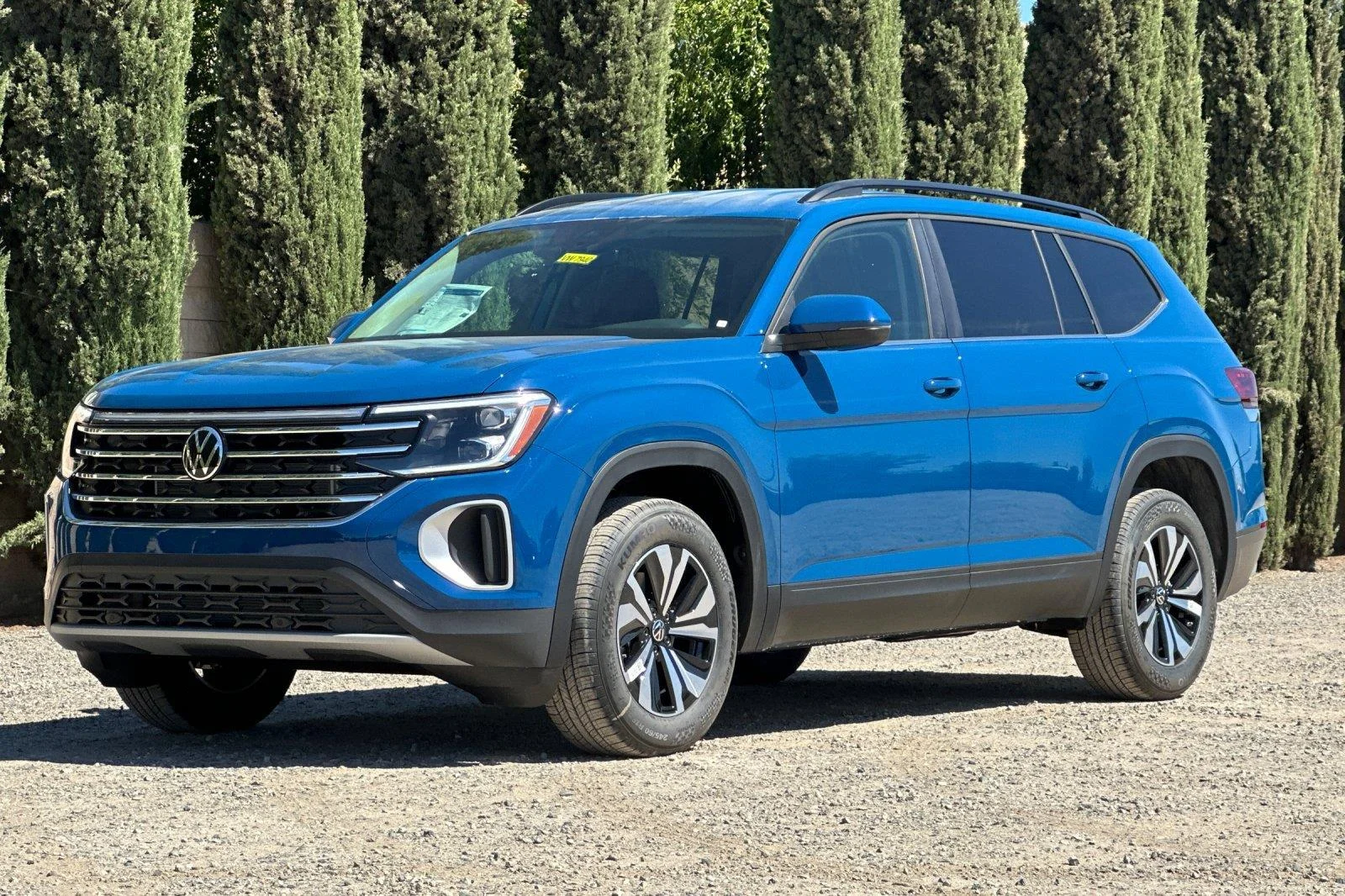 New 2026 Mountain Lake Blue Metallic Volkswagen 2.0T SE image 8