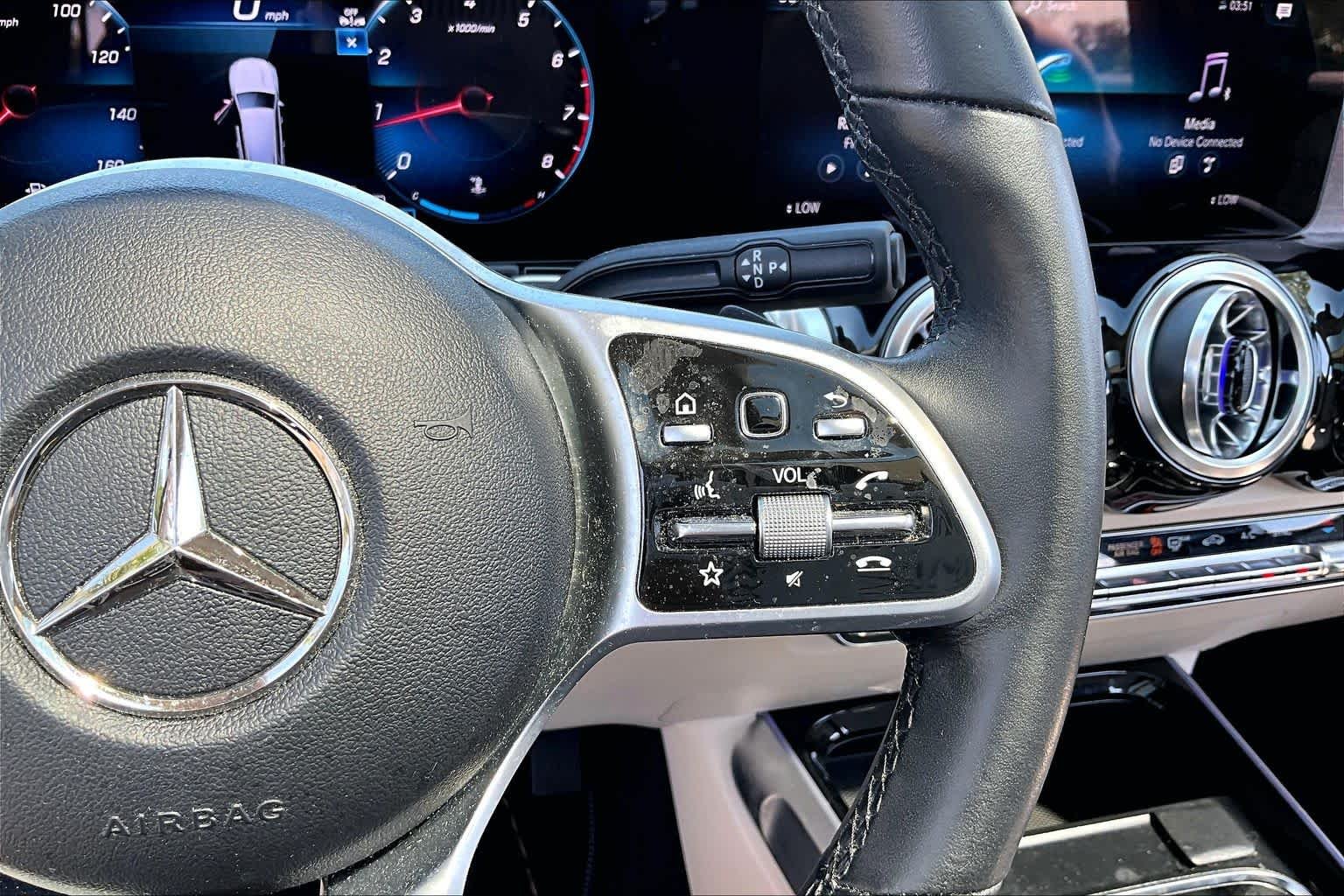 Used 2023 Night Black Mercedes-Benz GLB 250 image 25