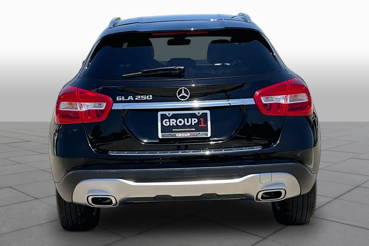Used 2018 Night Black Mercedes-Benz GLA 250 image 5