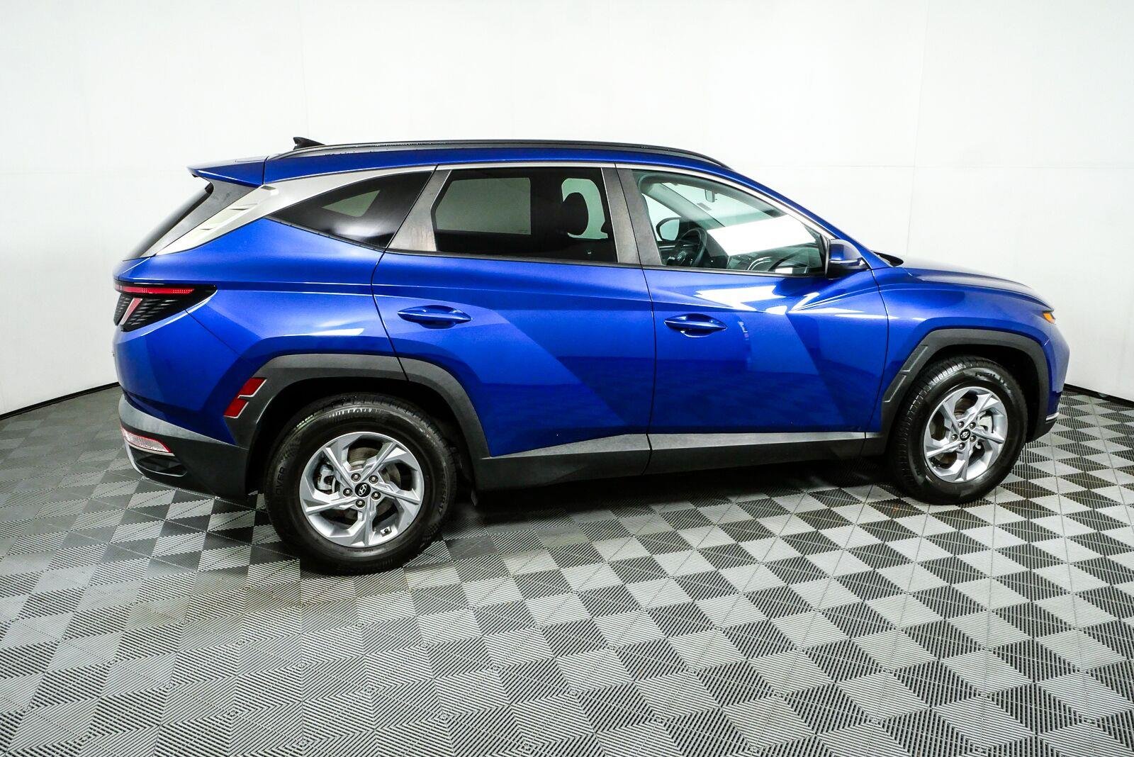 Used 2023 Intense Blue Hyundai SEL image 2