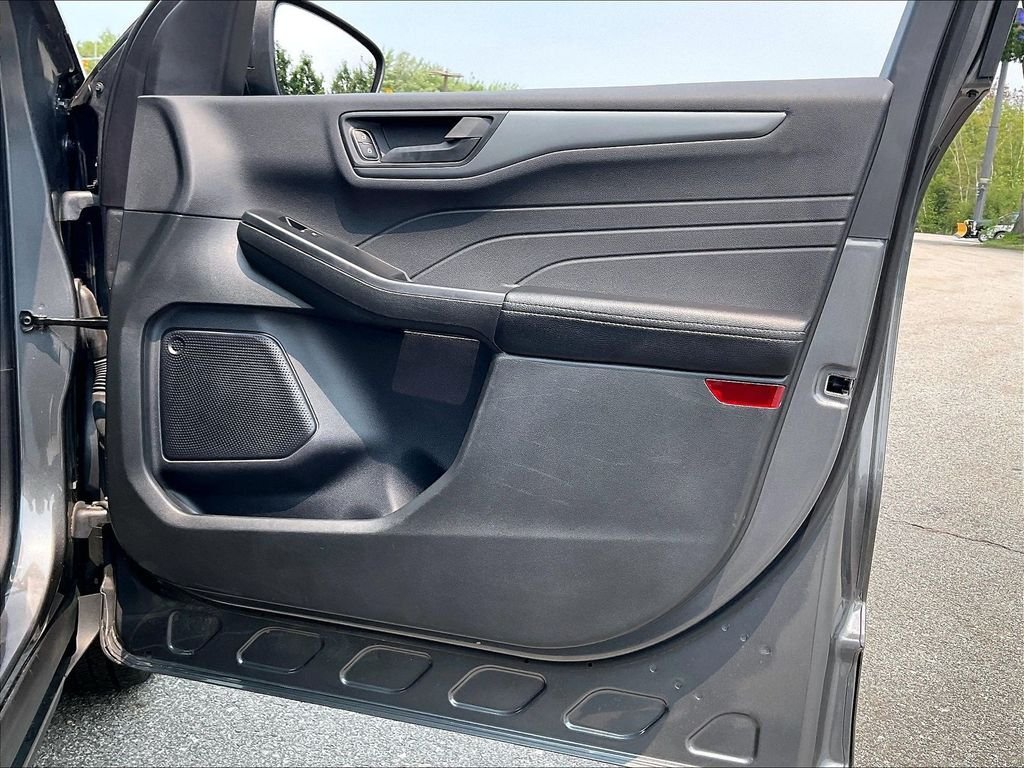 Used 2023 Carbonized Gray Metallic Ford Active image 11