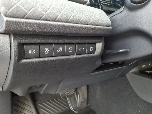 Certified Used 2026 PRECIOUS METAL Toyota  image 33