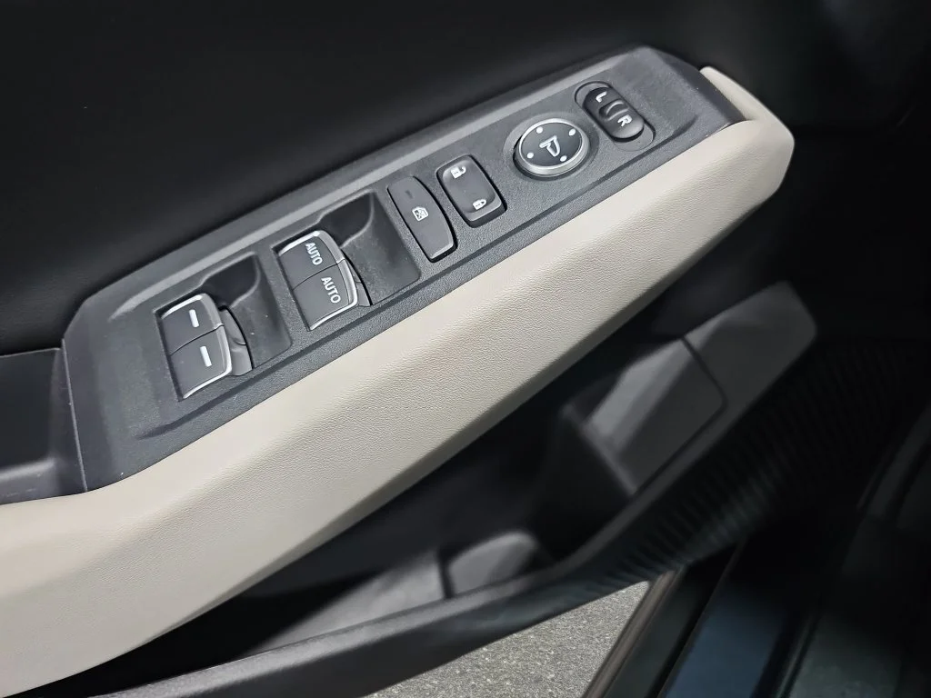 Used 2024  Honda EX image 30