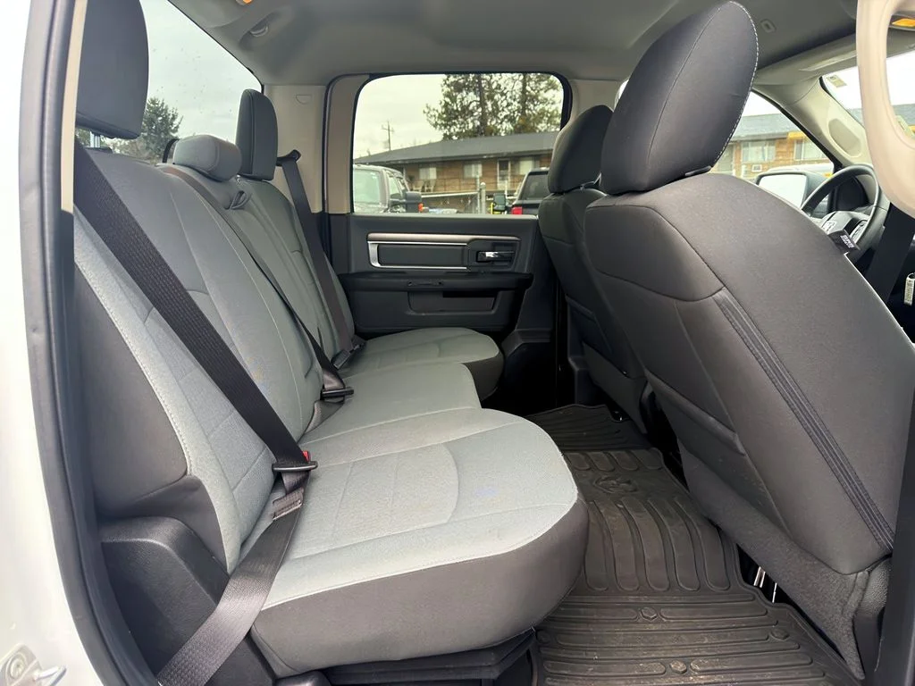 Used 2022 Bright White Ram SLT image 25