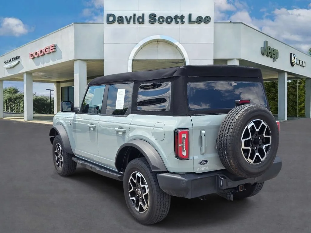 Used 2023 Cactus Gray Ford Base image 9