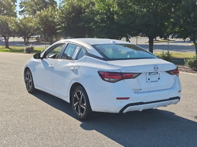 Used 2025 White Nissan SV image 5
