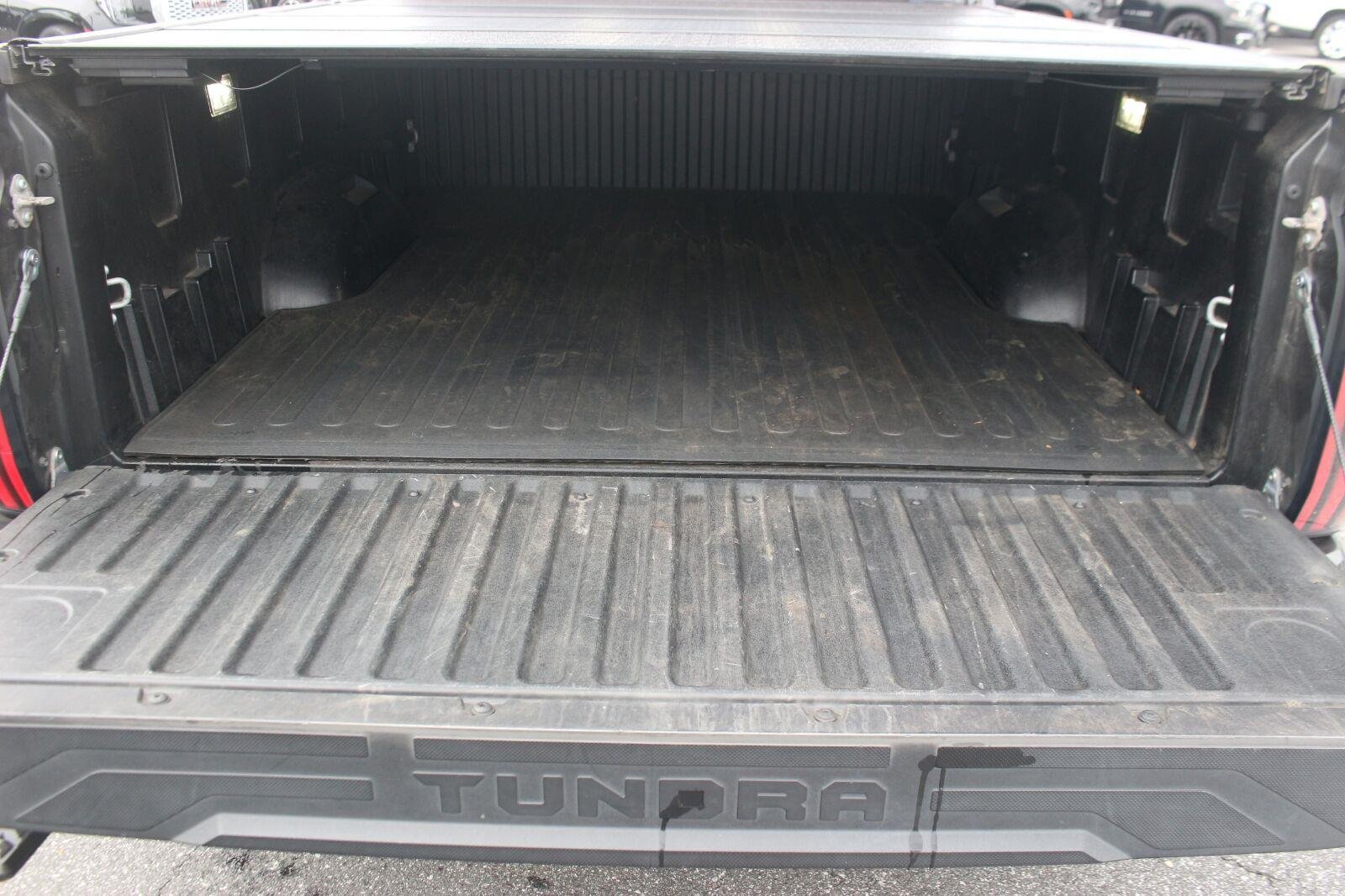 Used 2022 Grey Toyota Platinum Hybrid image 12