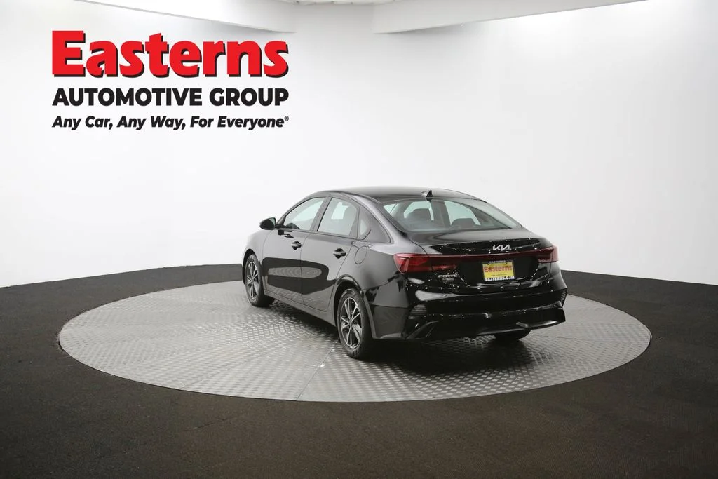 Used 2023 Black Kia LXS image 62