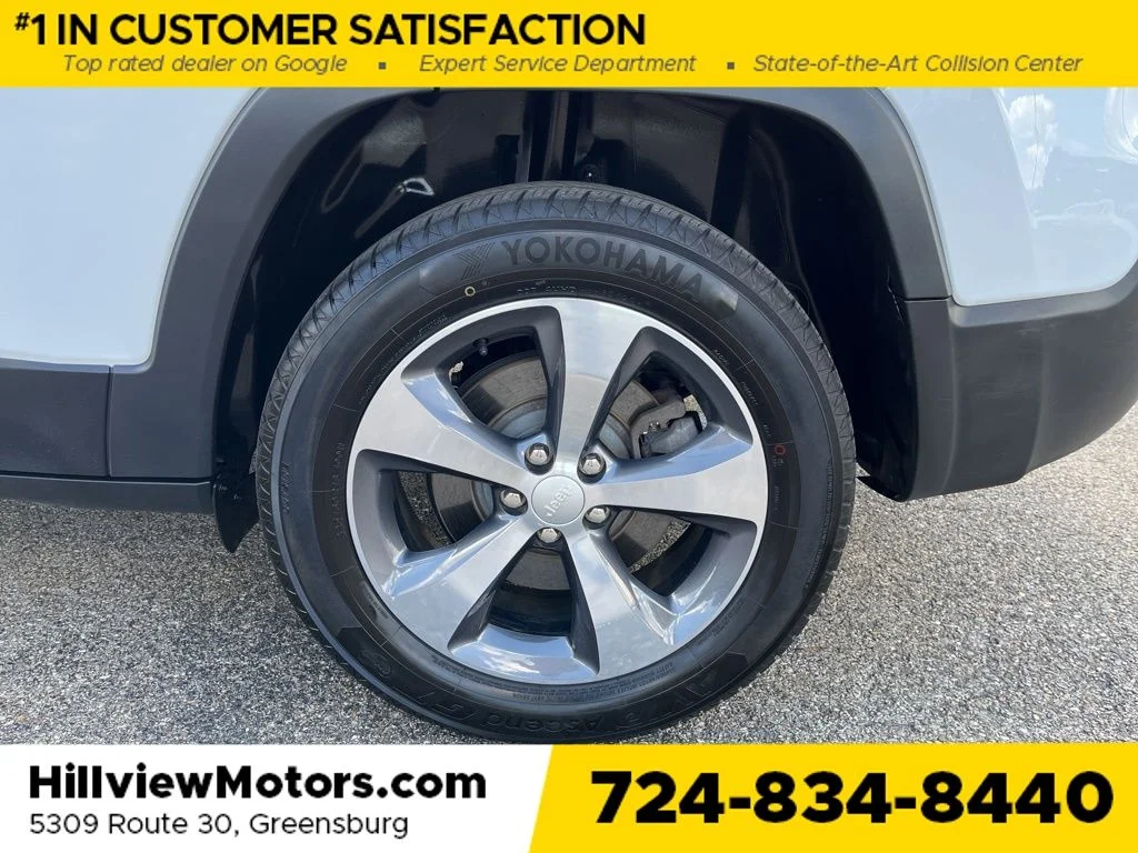 Certified Used 2019 Bright White Clearcoat Jeep Limited image 12