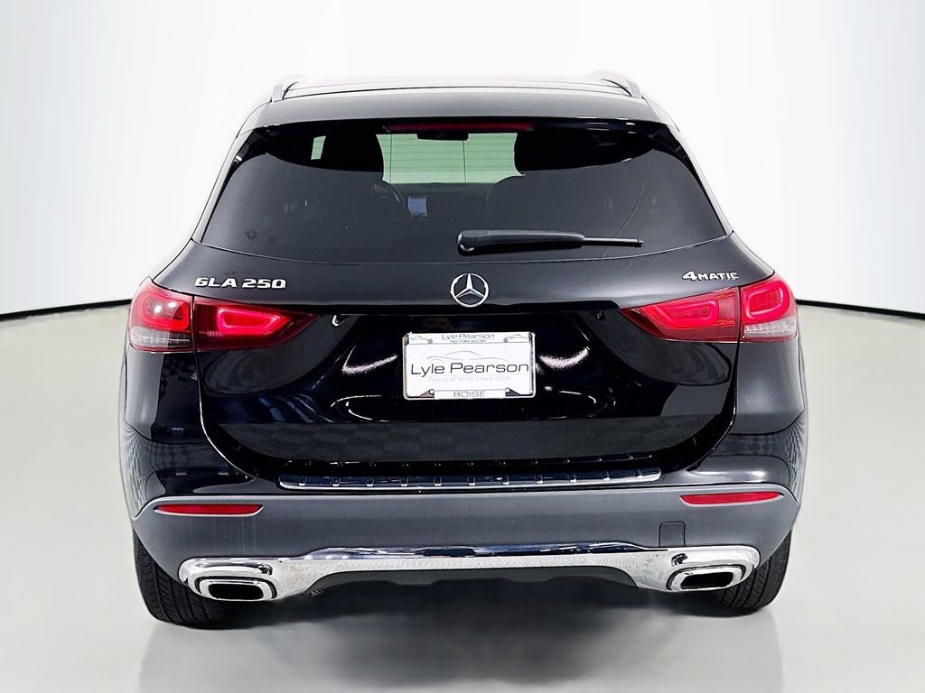 Used 2022 Black Mercedes-Benz GLA 250 image 10
