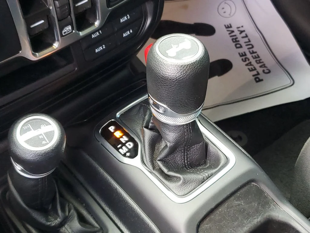 Used 2021 Black Jeep Unlimited Sport Altitude image 28