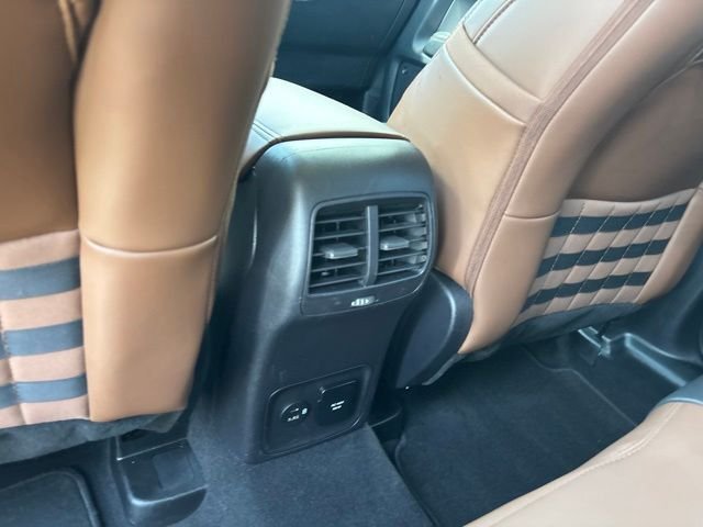 Used 2023 Blue Ford Outer Banks image 32