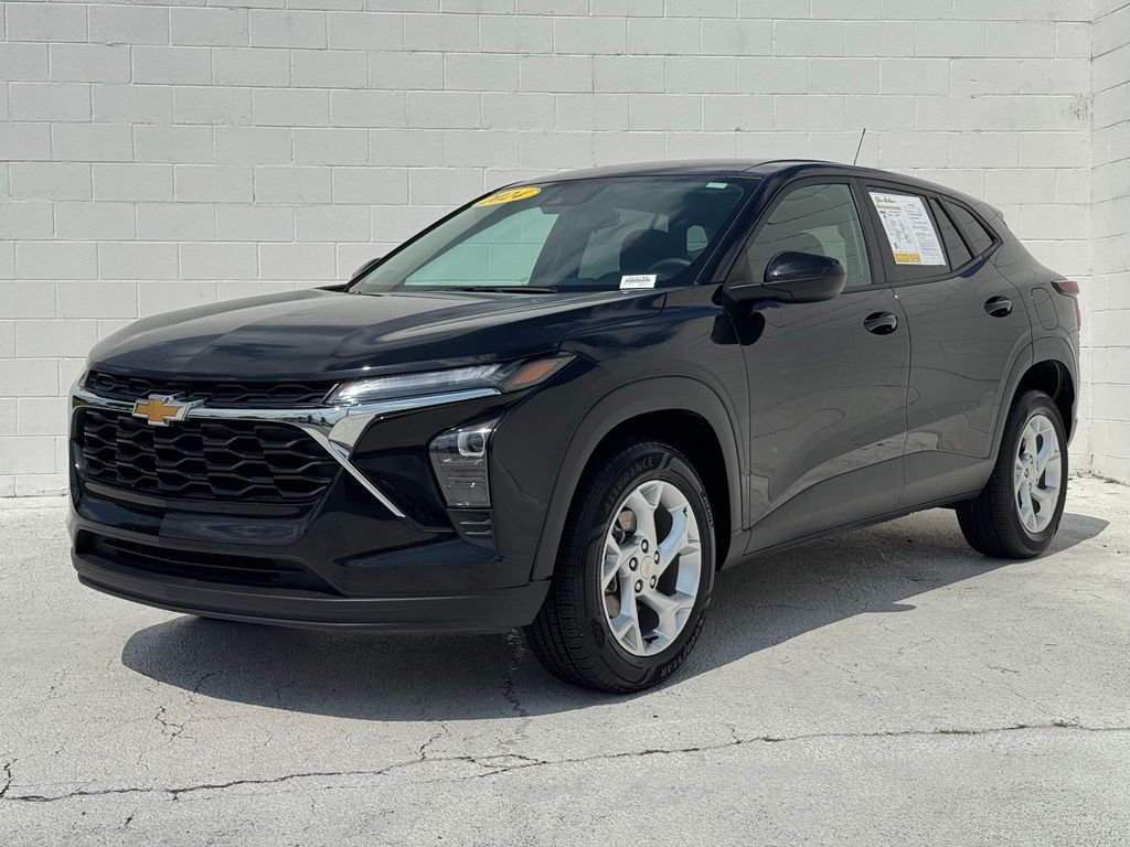 Used 2024 Black Chevrolet LS image 9