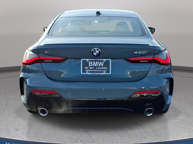 New 2026 Cape York Green Metallic BMW 430i xDrive image 5