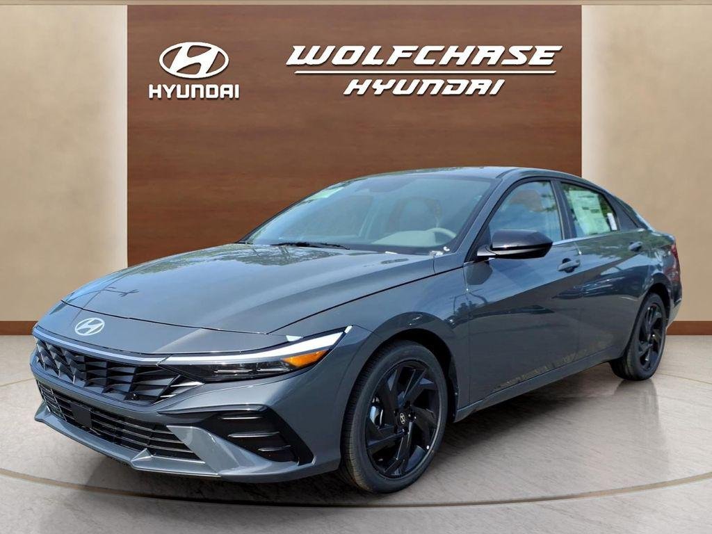 New 2026 Gray Hyundai SEL Sport Premium image 1