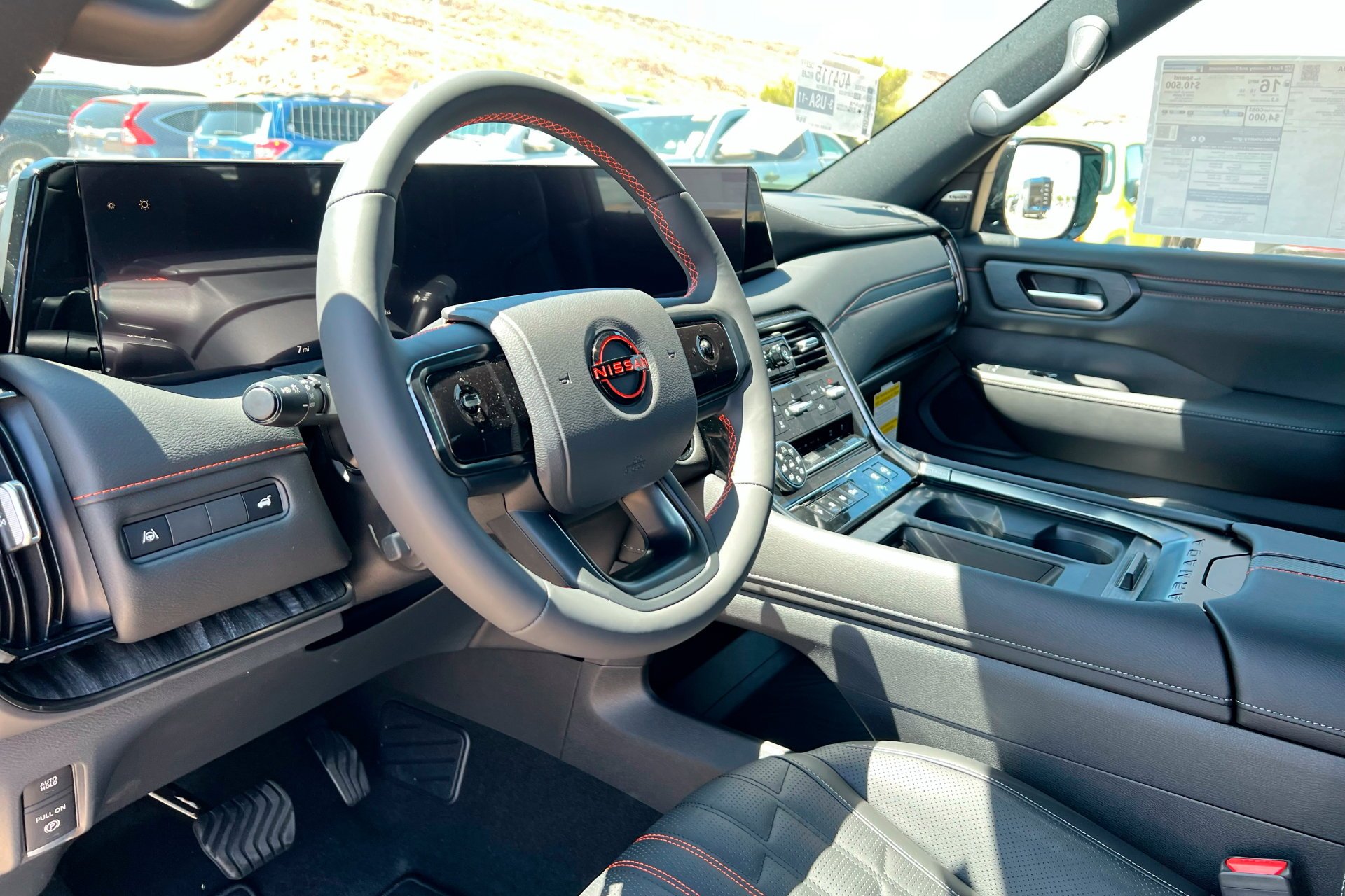 2025 Nissan Armada PRO-4X - Photo 16