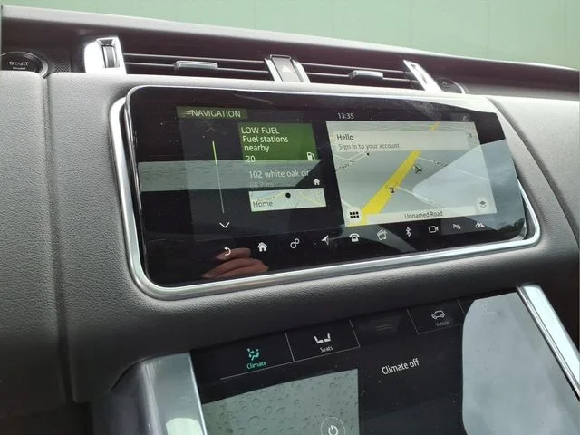 Used 2020 White Land Rover HSE image 20