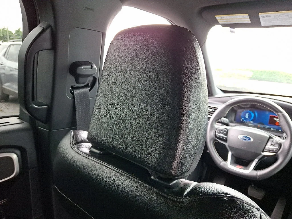 Used 2021 Blue Ford ST image 14