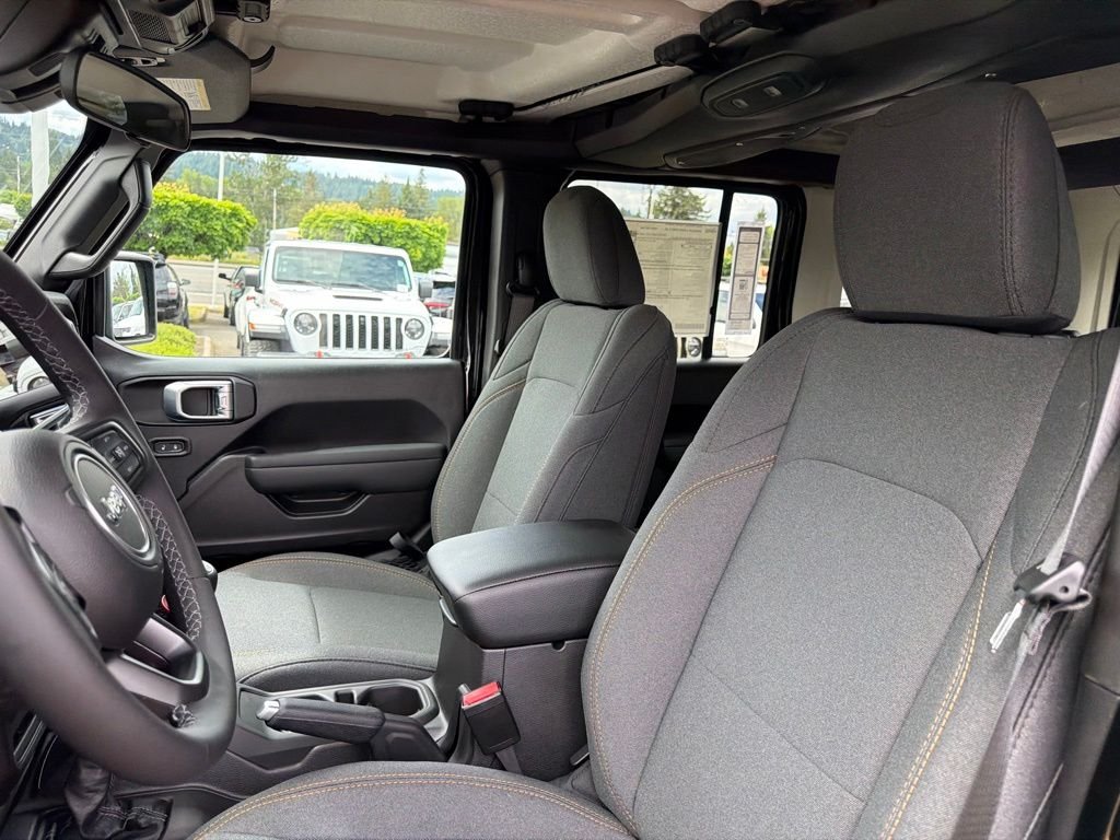 New 2026 Black Clear-Coat Exterior Paint Jeep Sport S image 14