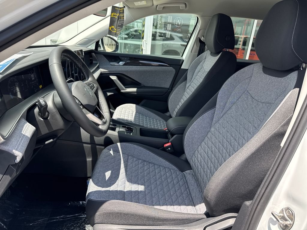 New 2026 Pure White Volkswagen 2.0T S image 17