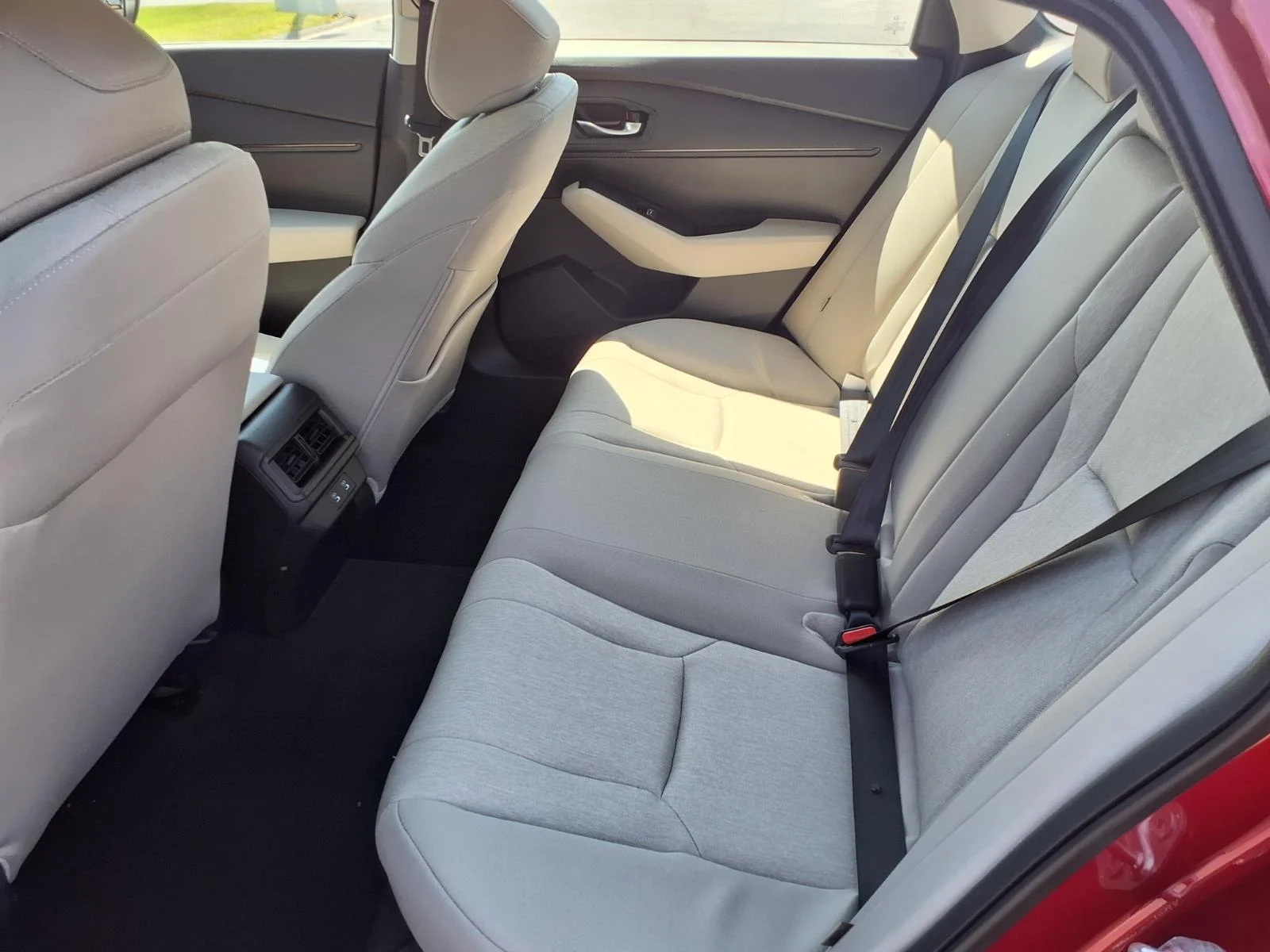 New 2026 Radiant Red Metallic Honda SE image 6