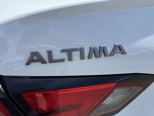2025 Nissan Altima SV - Photo 28