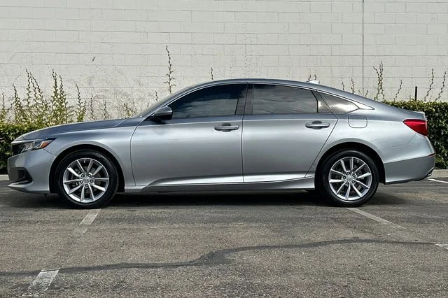 Certified Used 2022 Lunar Silver Metallic Honda LX image 7