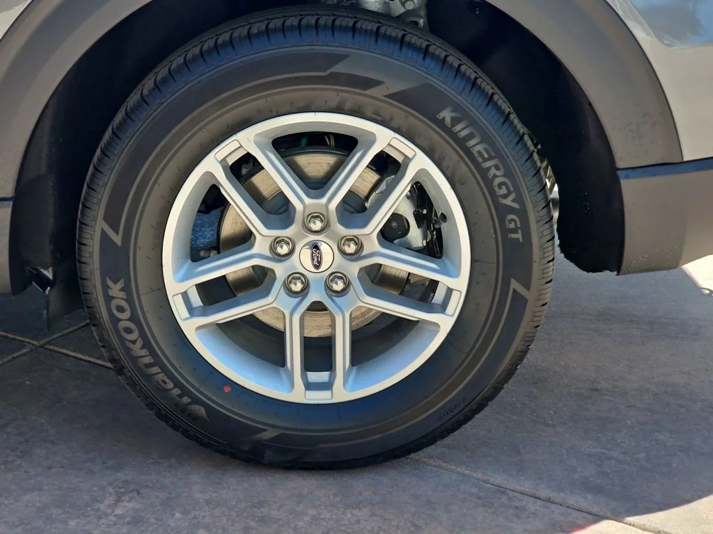 New 2026 Carbonized Gray Metallic Ford Active image 39