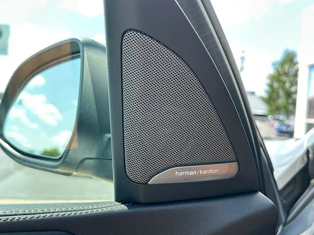 Certified Used 2024 Skyscraper Grey Metallic BMW xDrive40i image 21