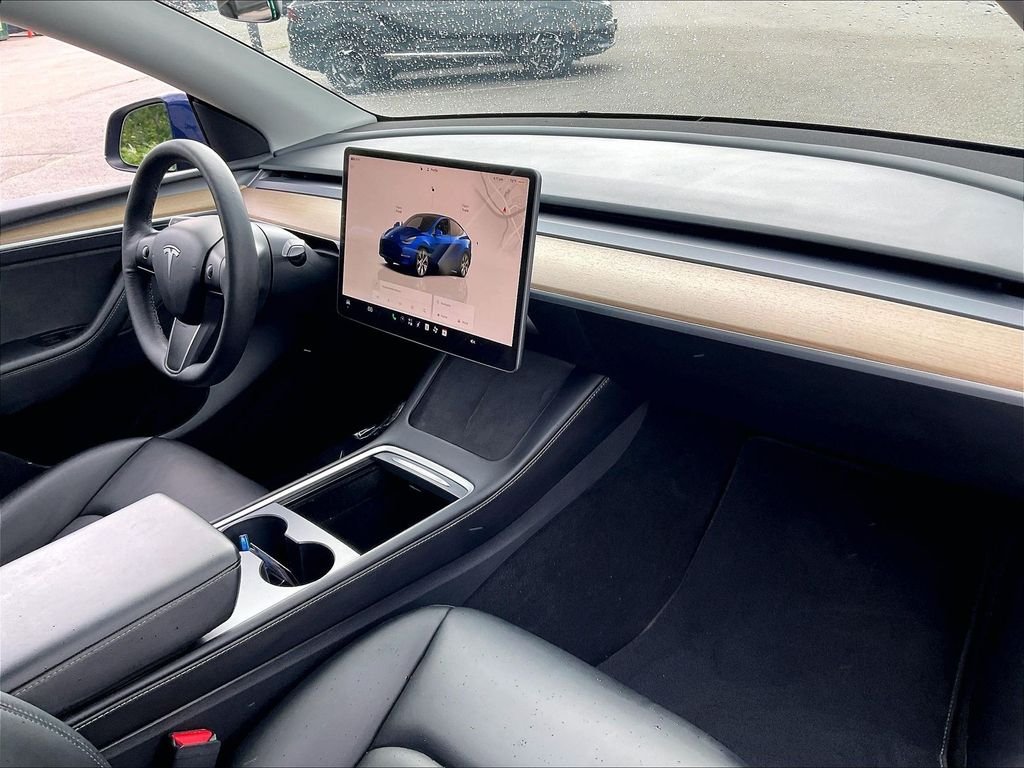 Used 2022 Deep Blue Metallic Tesla Long Range image 13