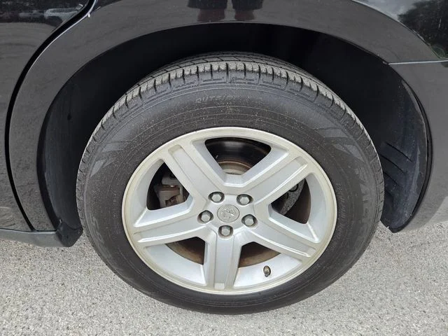 Used 2009 Black Dodge R/T image 19