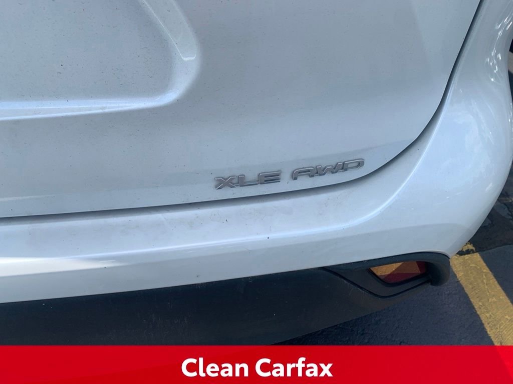 Certified Used 2025 Beige Toyota XLE image 31