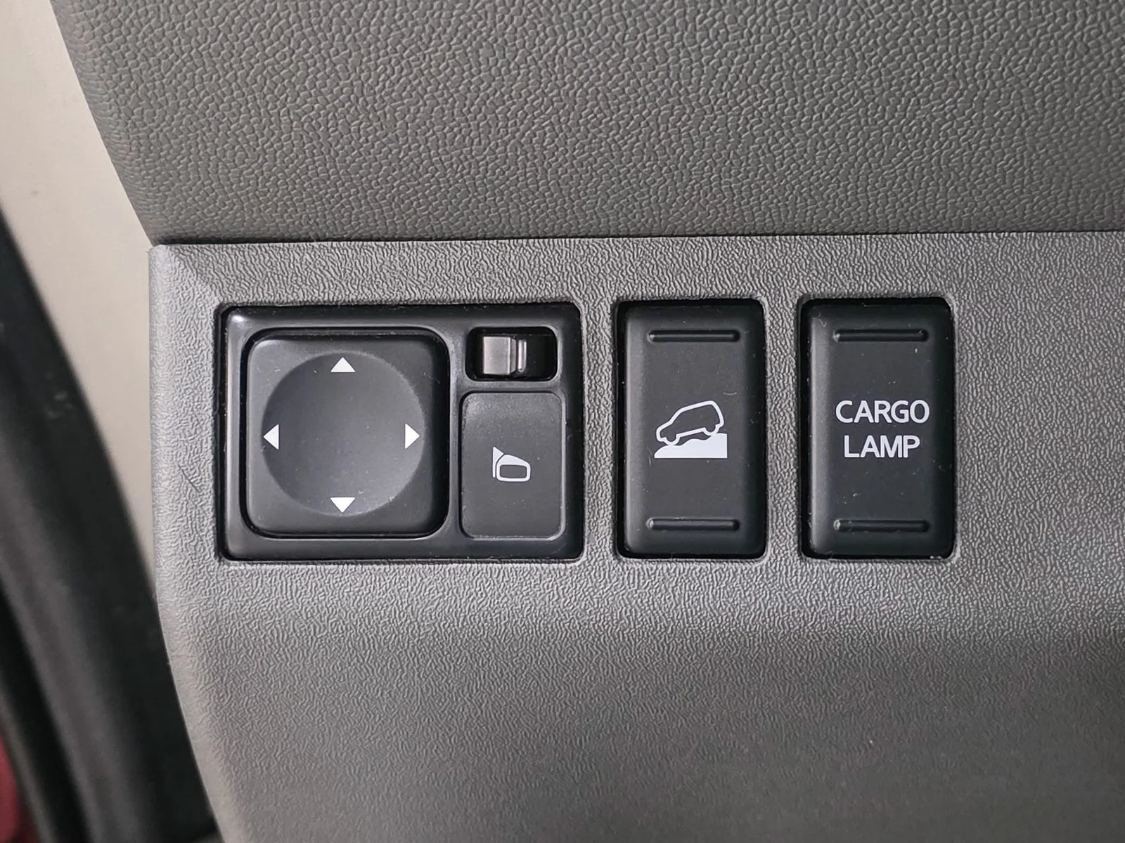 Used 2020 Red Nissan SV image 24