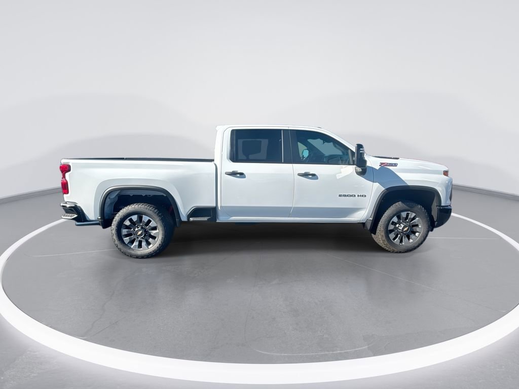2026 Chevrolet Silverado 2500 HD Custom - Photo 9