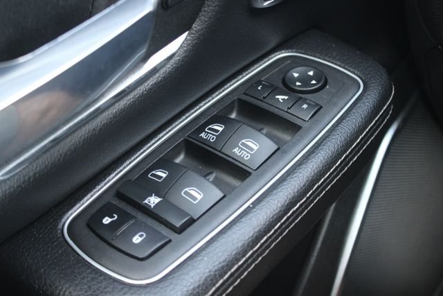 Used 2023 Black Ram Laramie image 20