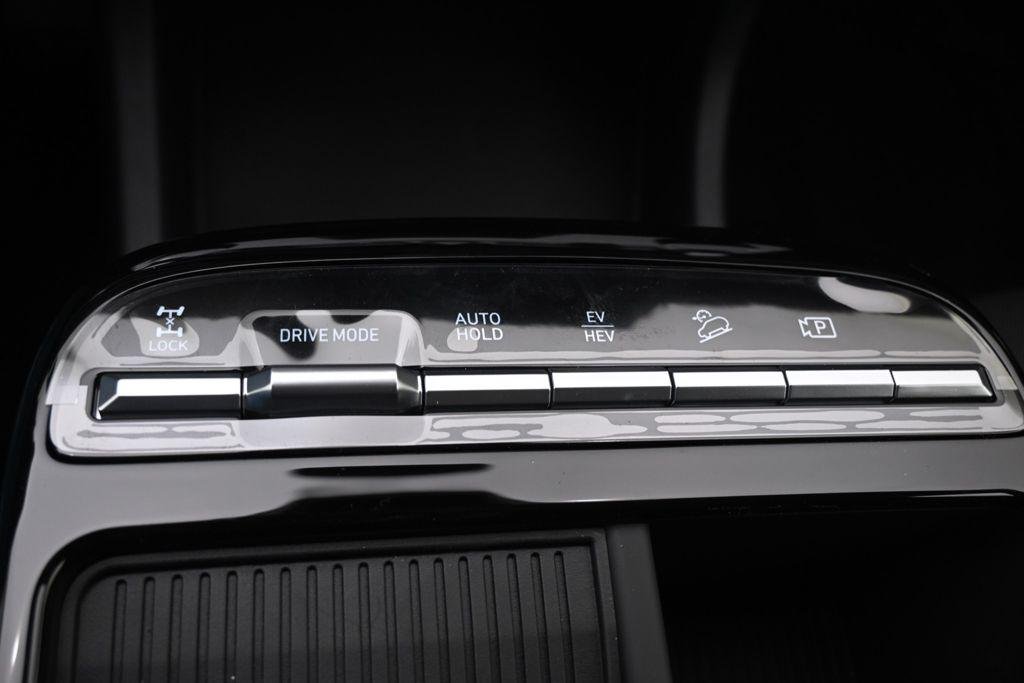 New 2026 White Pearl Hyundai SEL image 31