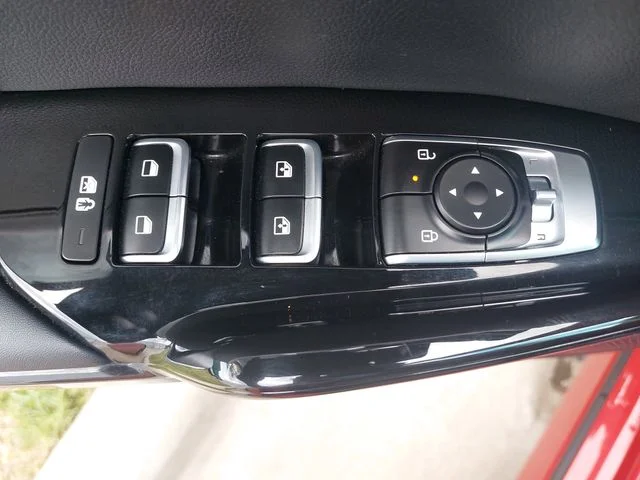 Used 2025 Red Kia GT-Line image 28