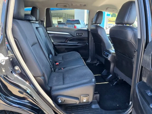 Used 2019 Black Toyota LE Plus image 20